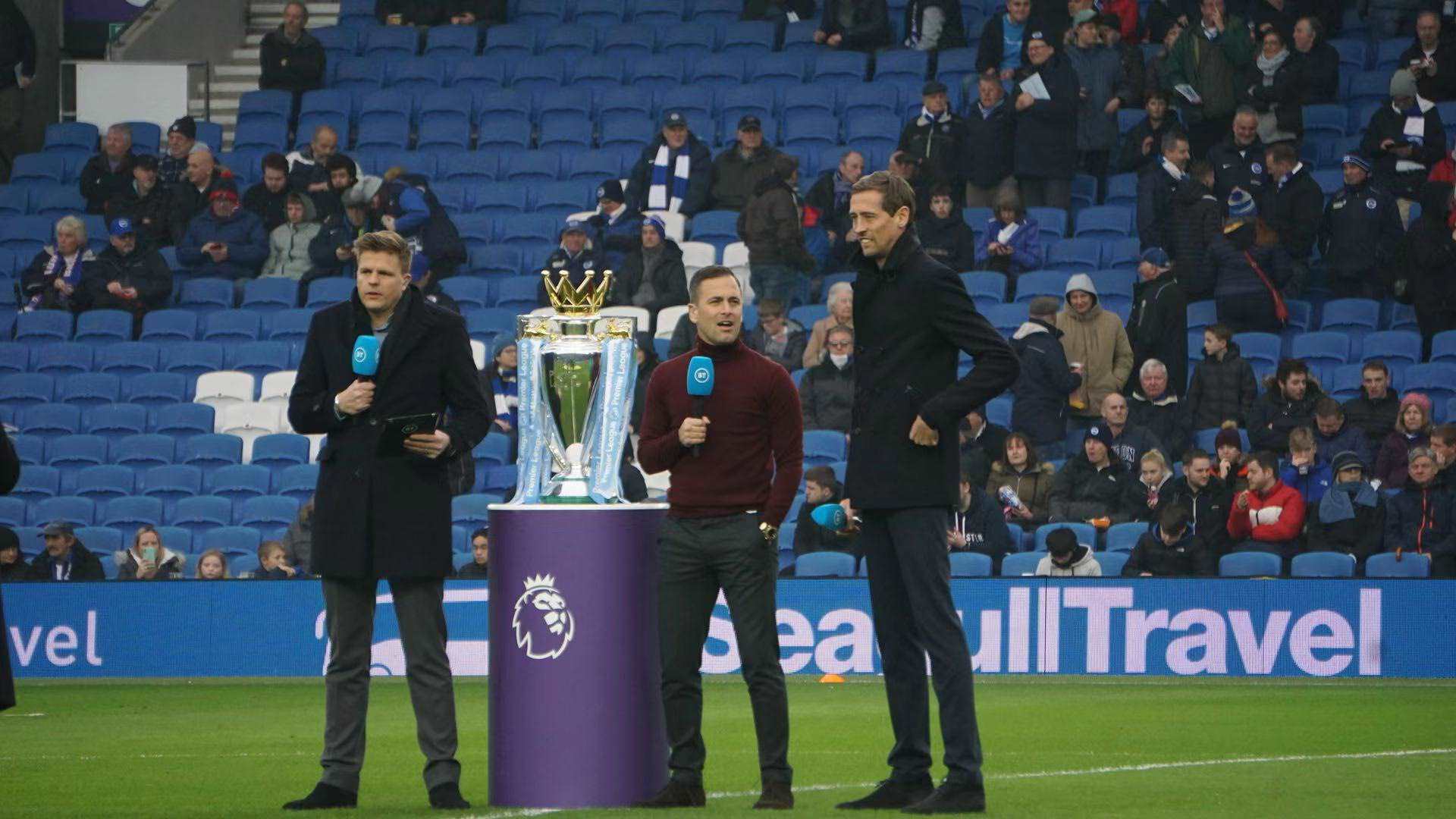 从容不迫的 从容不迫的